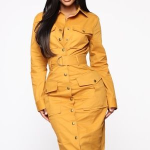 One last time cargo midi dress size small